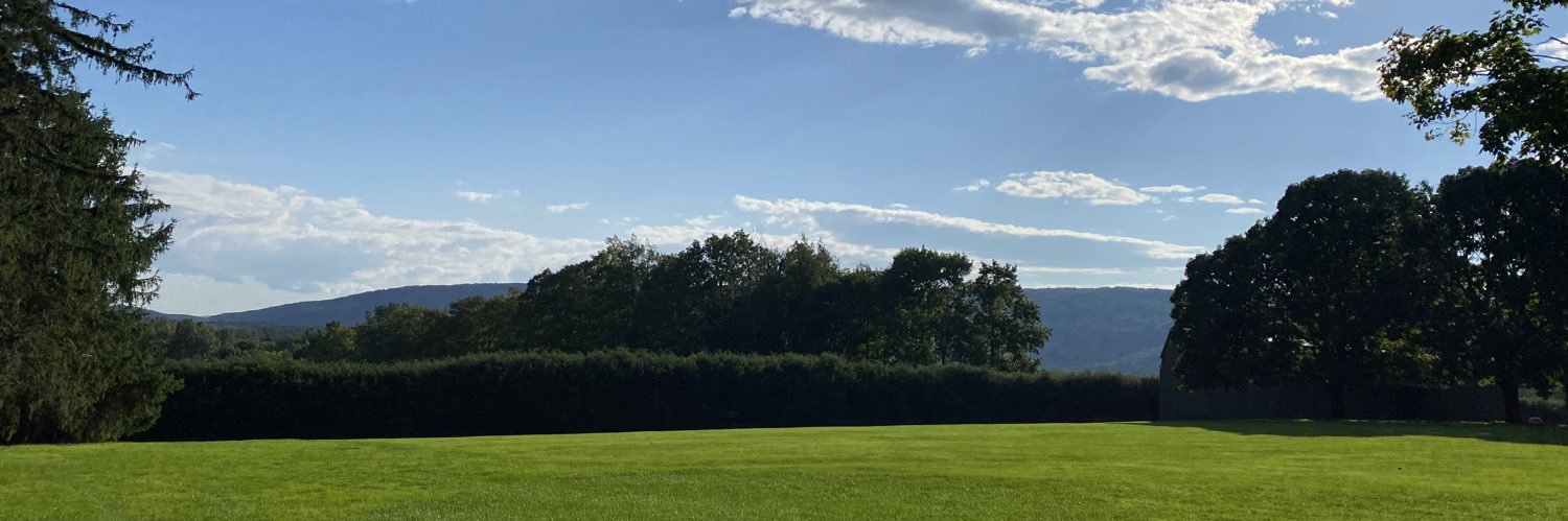 ElizabethGokey's profile banner image