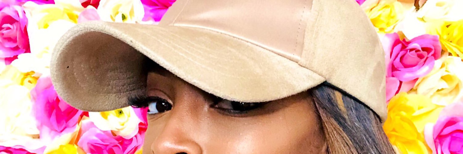 PrettyNdPetite_'s profile banner image