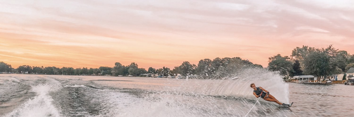 mialeininger123's profile banner image