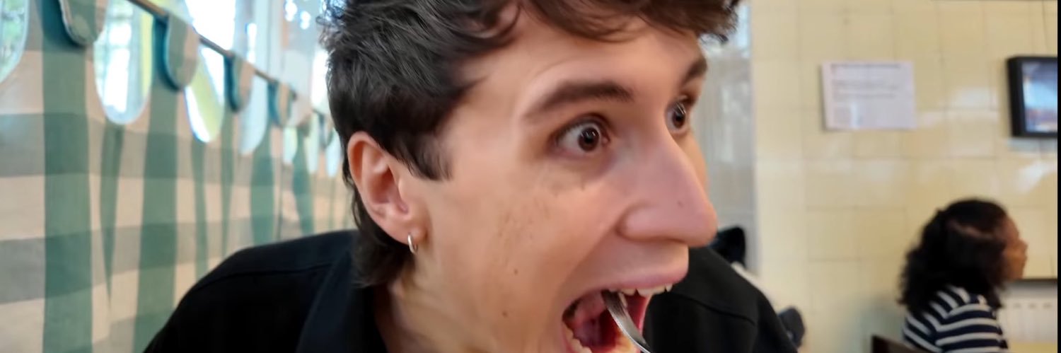 phanlesbian's profile banner image