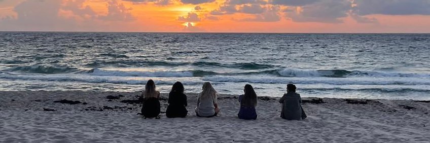 JenRiess's profile banner image