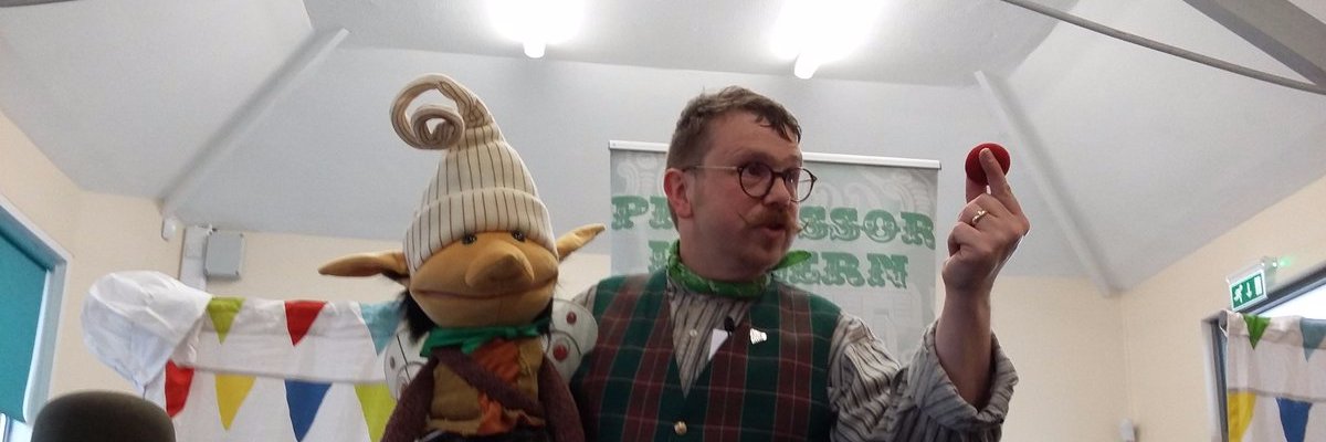 Professor Llusern banner