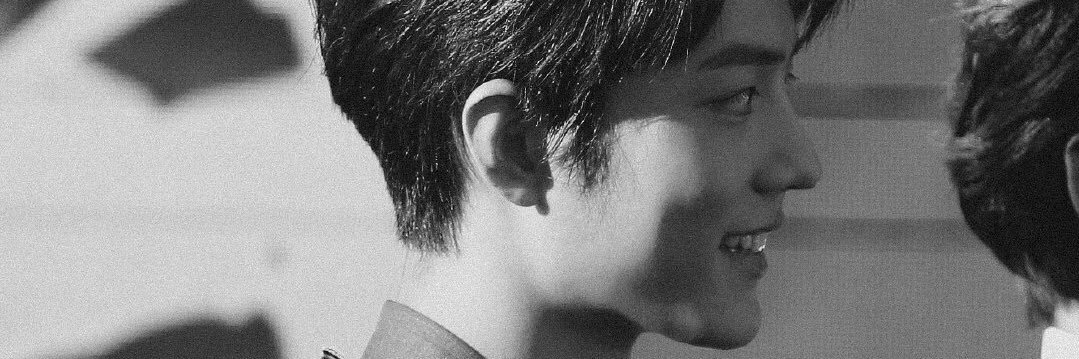 anannuch's profile banner image