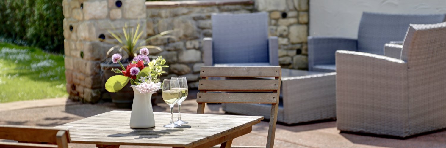 The Compass Inn banner