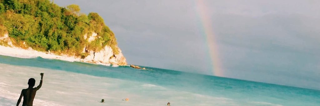 leahromee's profile banner image
