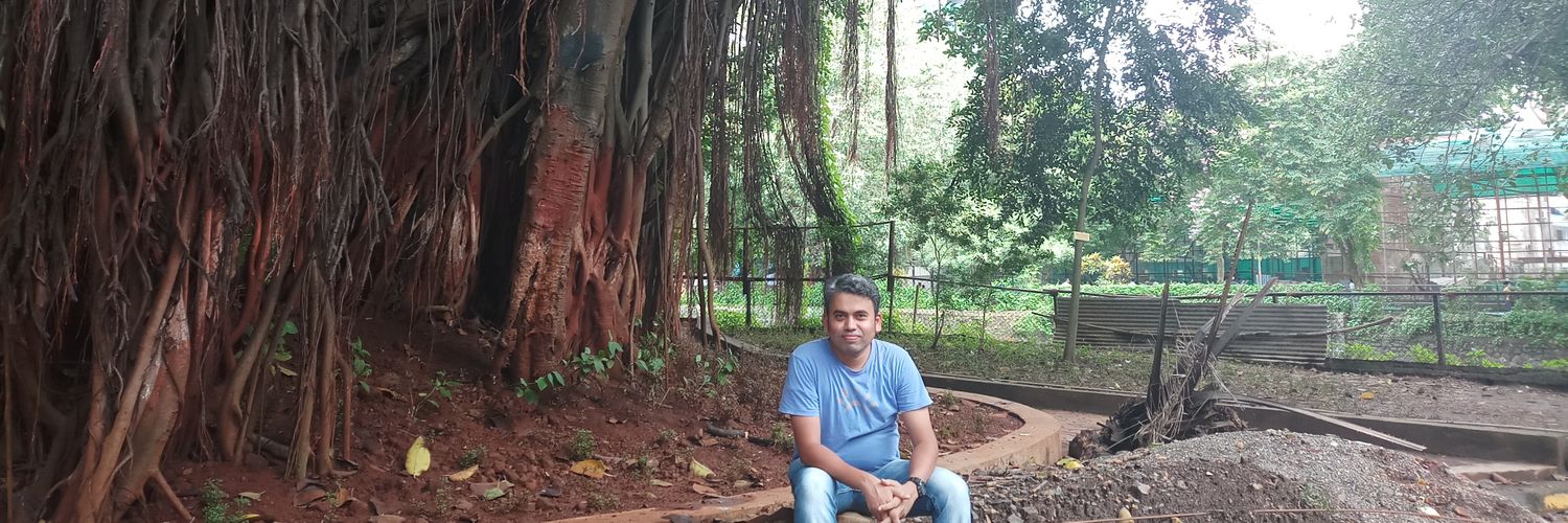 saketkaurav's profile banner image