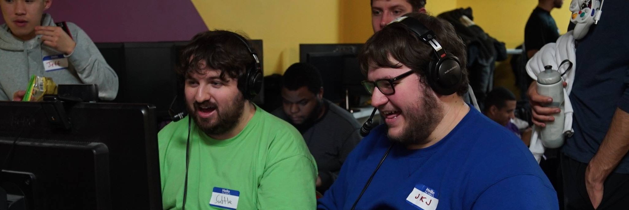 zSubtle's profile banner image