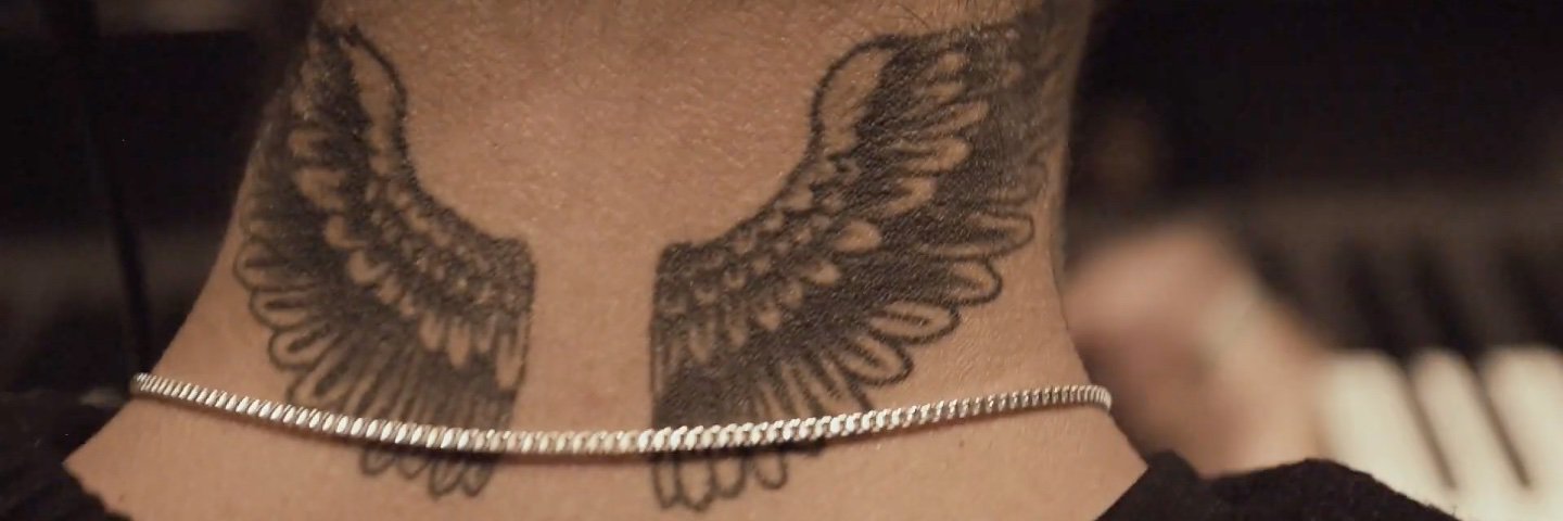 aboutnnina's profile banner image