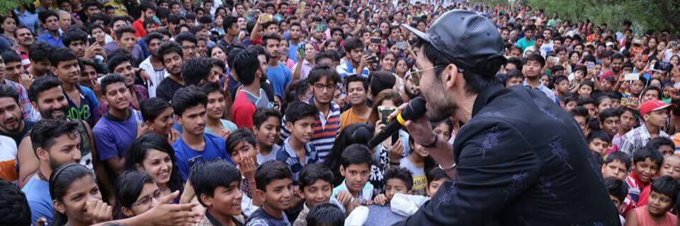 himansholics's profile banner image