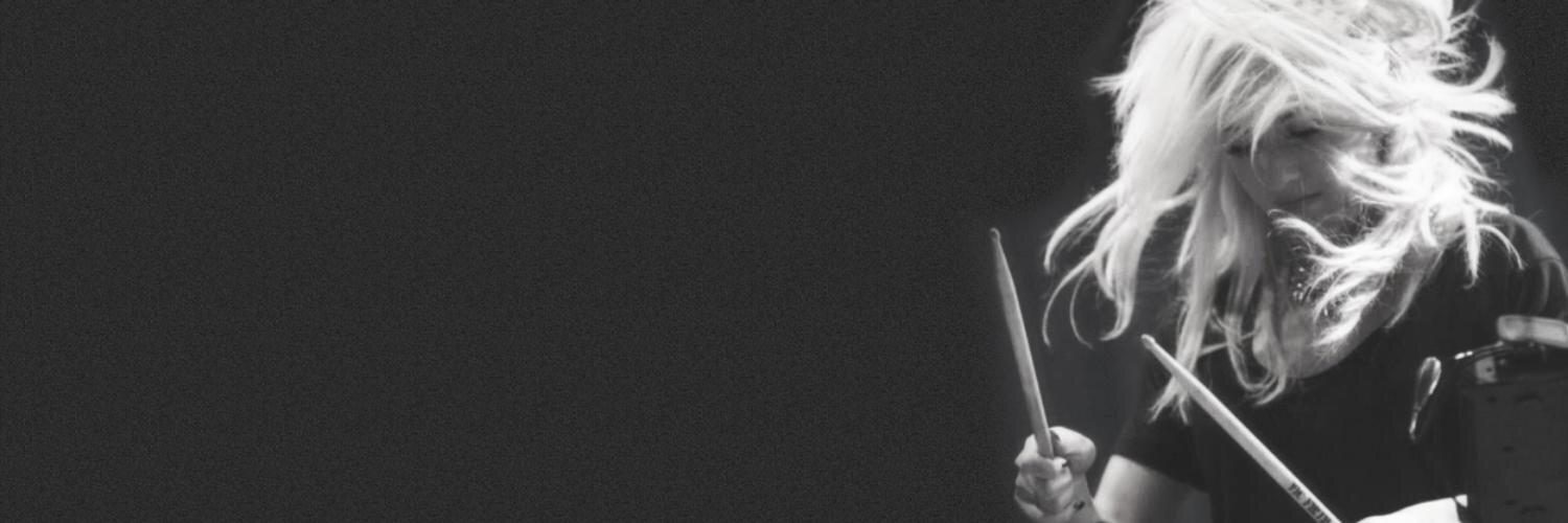 Elogiei's profile banner image