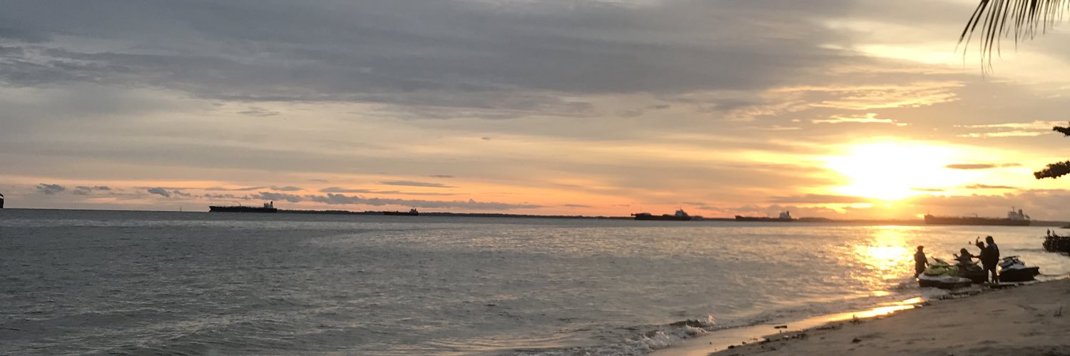 agsarfd_'s profile banner image