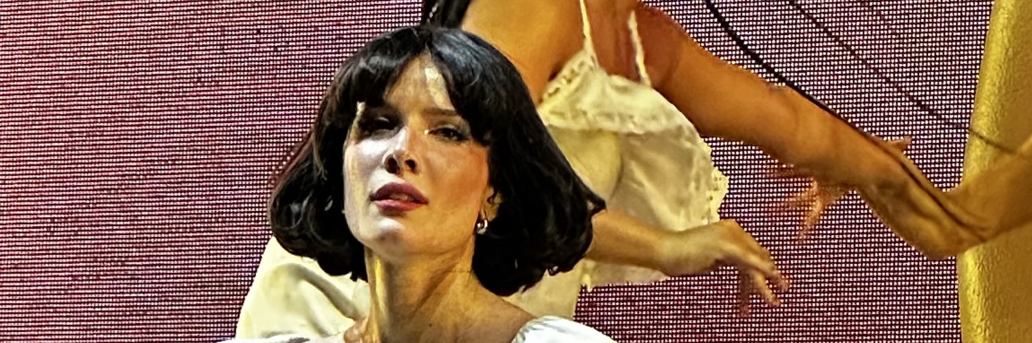 𝔞𝔟𝔟𝔢𝔶 h stan banner