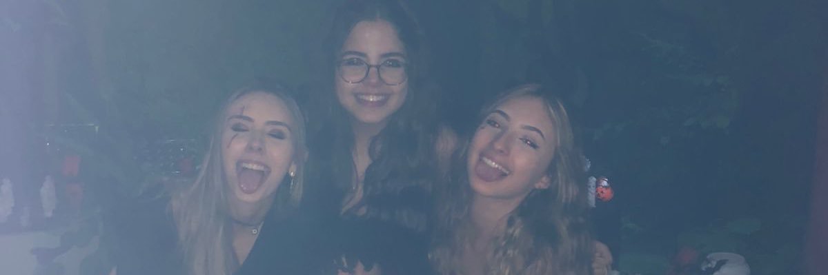 milenestefanz's profile banner image