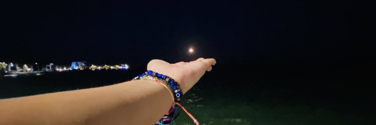 loery_nava's profile banner image