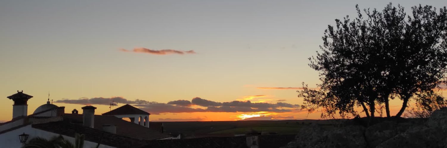 Chaves_4's profile banner image