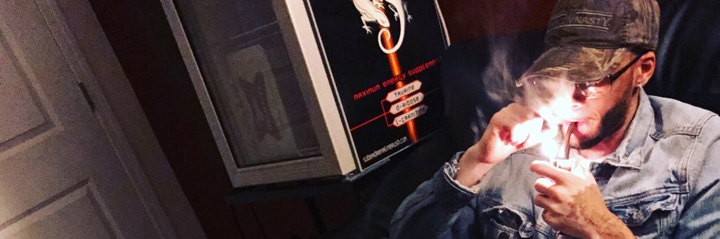 iii_amB's profile banner image