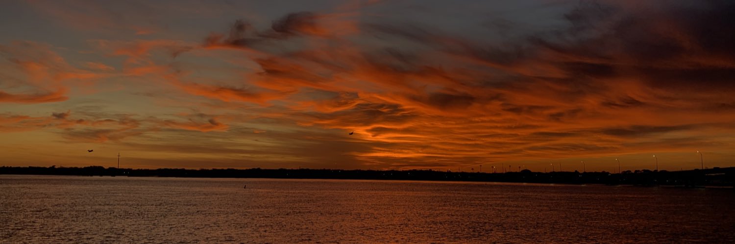 llaurawalkerr's profile banner image