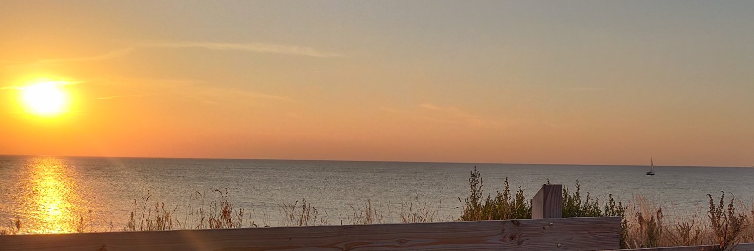Twitter banner for @outdoor