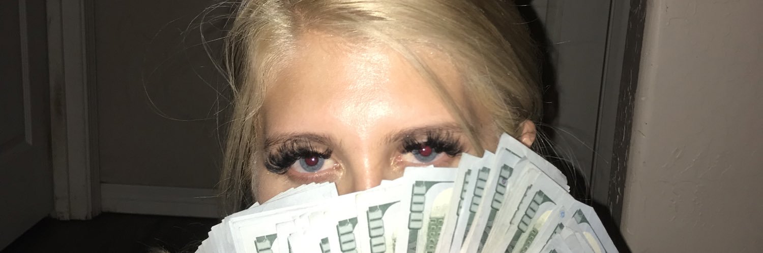 kinseydeewright's profile banner image