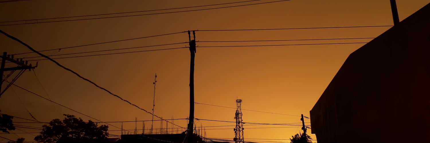 mxmnhn's profile banner image