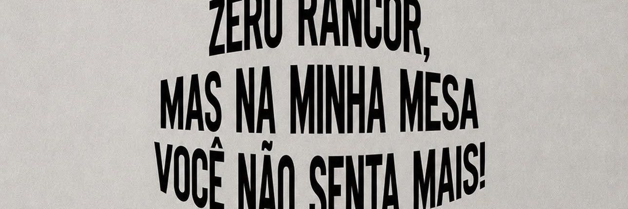 _arianemooura's profile banner image