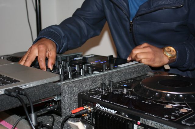 DJ/Producer  IG: lavellmorris ™ banner