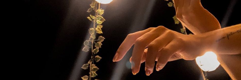 hugsenKISEHs's profile banner image