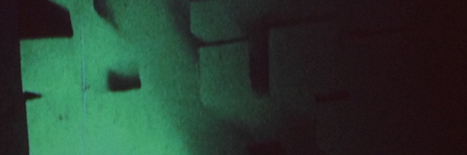 daarkwhitee's profile banner image