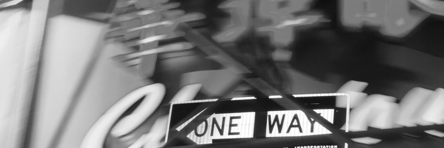 부드러운 껍질의 남자 banner