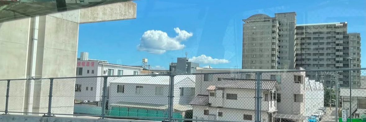 YouNaume's profile banner image