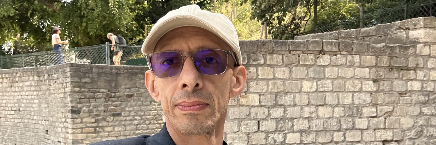 AdelCAPE's profile banner image