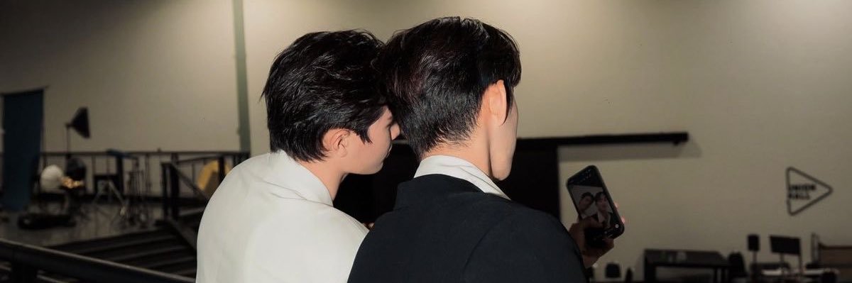 sunwjes's profile banner image