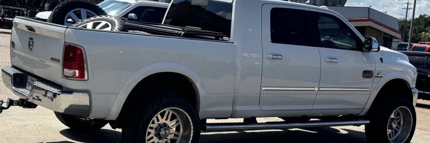 ohyeagee's profile banner image