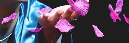 Uyuxyu's profile banner image