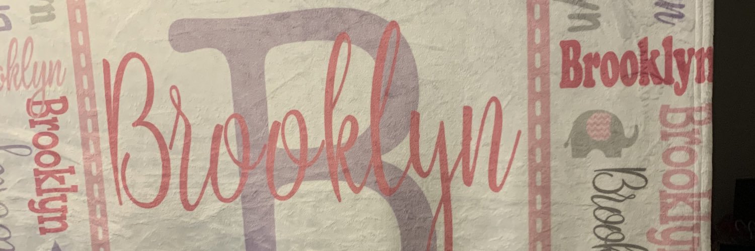 arielsomone's profile banner image