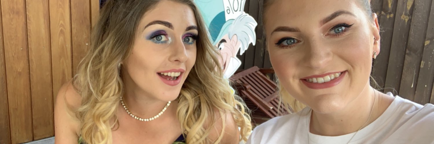 Chloeee_Chloeee's profile banner image