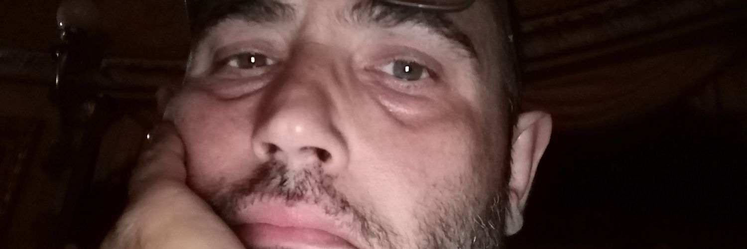 mikyf11's profile banner image