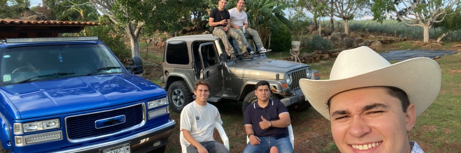 herrera_mares's profile banner image