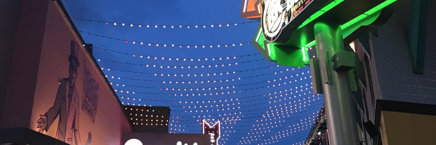 lookingforlara's profile banner image