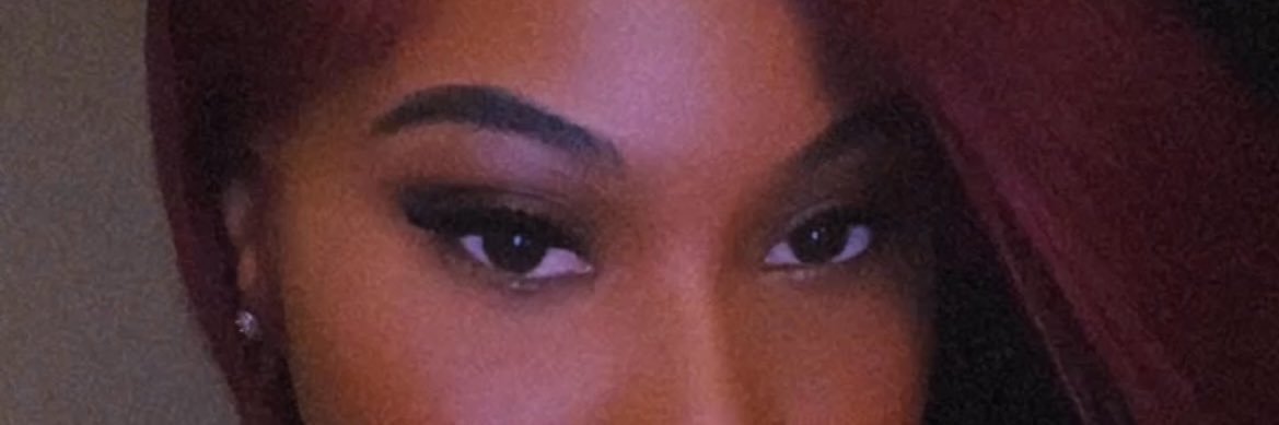 khloewith_ak's profile banner image