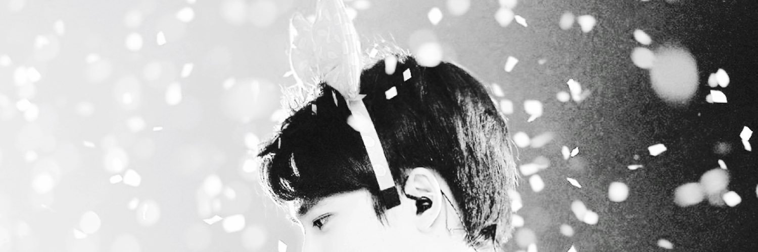 SU__b's profile banner image
