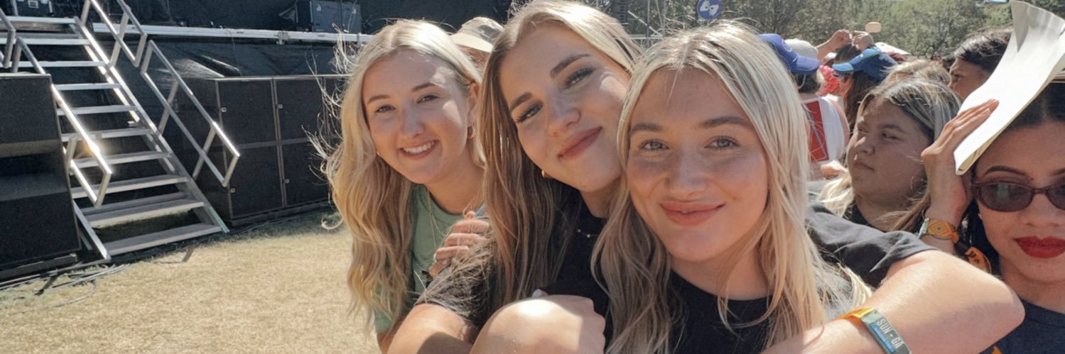 livlong15's profile banner image