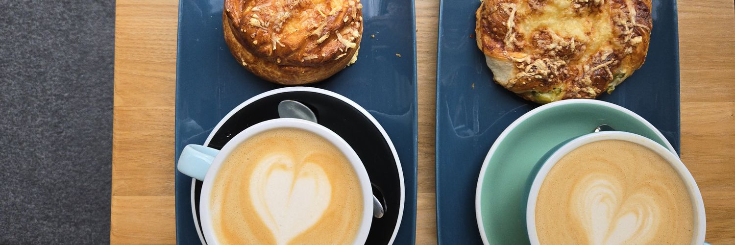 Dr. Kit da Kat 🥰 banner