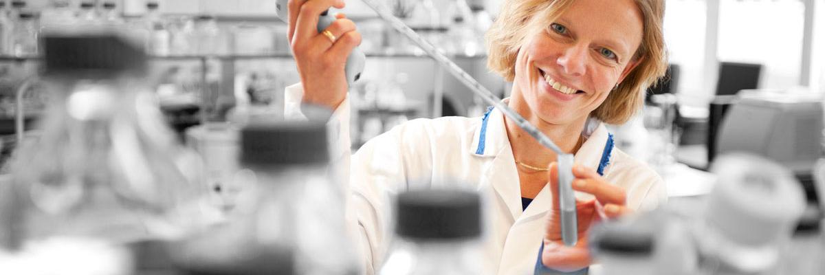 Infection & Immunity banner