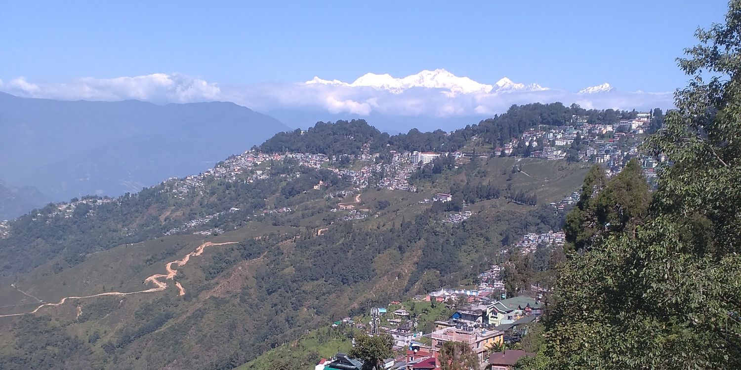 prity_gurung's profile banner image