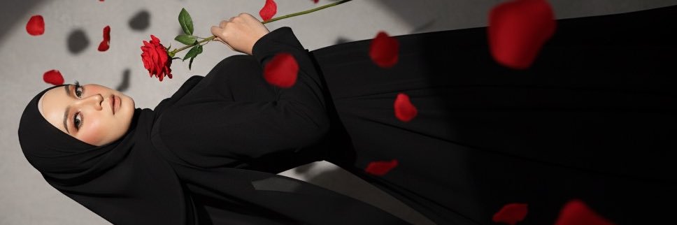 farharazak19's profile banner image