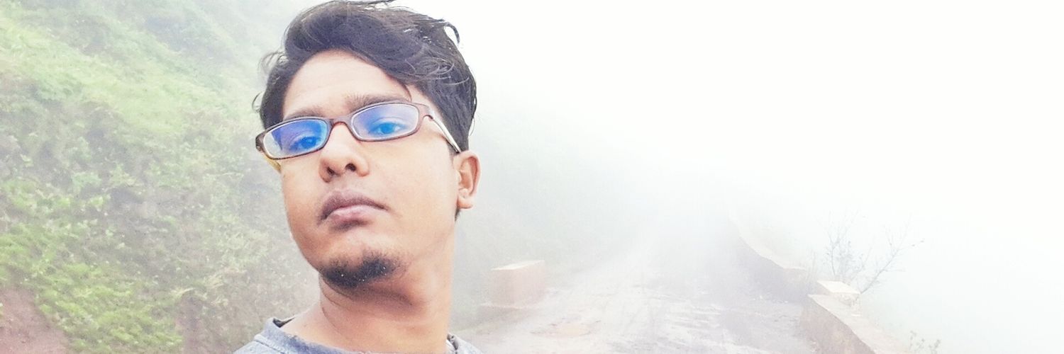 MaheeKn's profile banner image