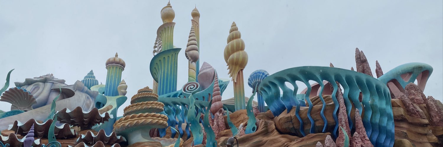 merranng's profile banner image