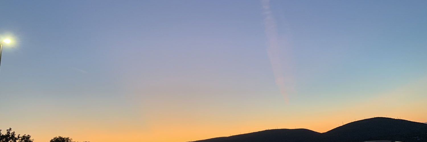 Emilyob24's profile banner image