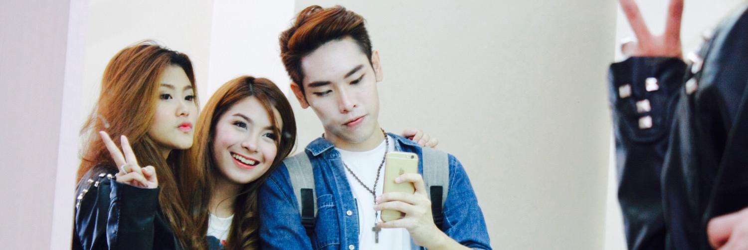 ronamchen's profile banner image